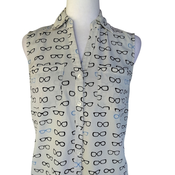 Talbots Sleeveless Nantucket Glasses Print Button Front Blouse Size Small - Picture 4 of 8
